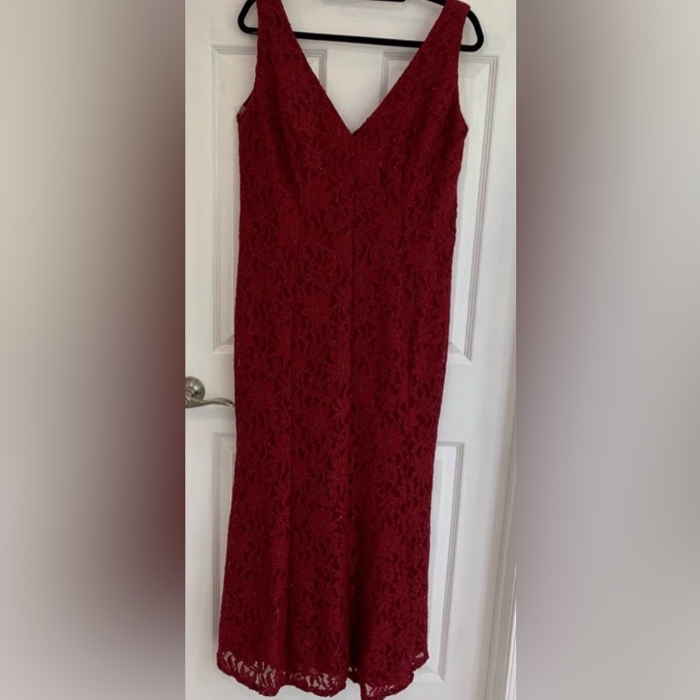 Chic Scarlet Lace Maxi Dress